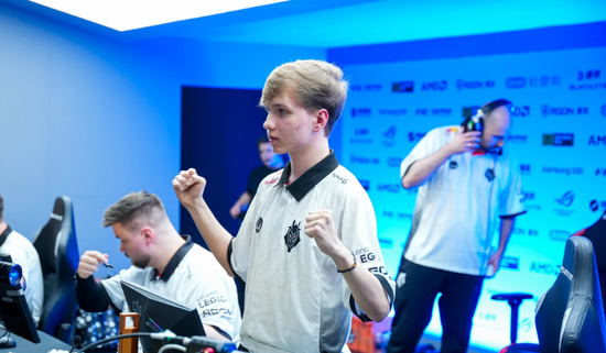 LPL夏季赛，时隔三年，WE终于战胜RNG